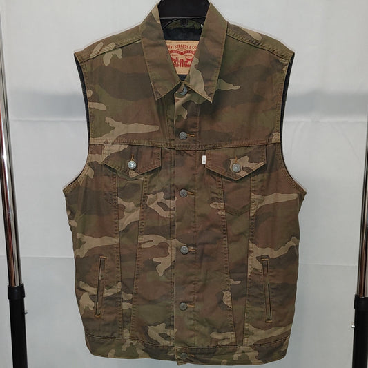 Levi Camo Lined Vest